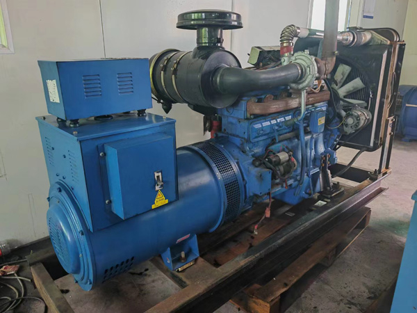 伊宁市100kW柴油发电机组使用多级机油有哪些优缺点？