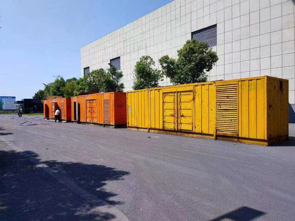 伊宁市环境温度变化对柴油发电机组的性能有哪些具体影响？